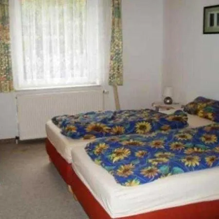 Doppelhaushaelfte In Idyllischer Lage, Separater Eingang Дом отдыха Reimershagen